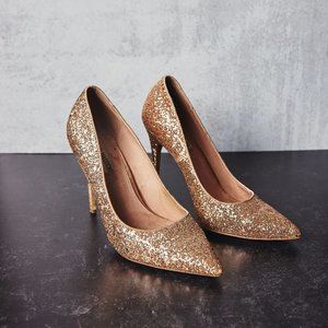 Steve Madden Atlantyc Gold Glitter Pumps 7.5 with Pointed Toe, 4.25 inch heel